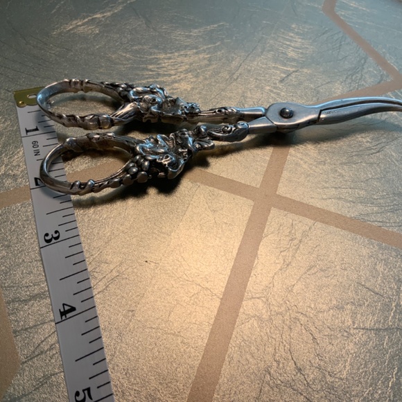 Antique Ladies Parlor/Desk Baroque Solid Sterling Scissors - Picture 8 of 10